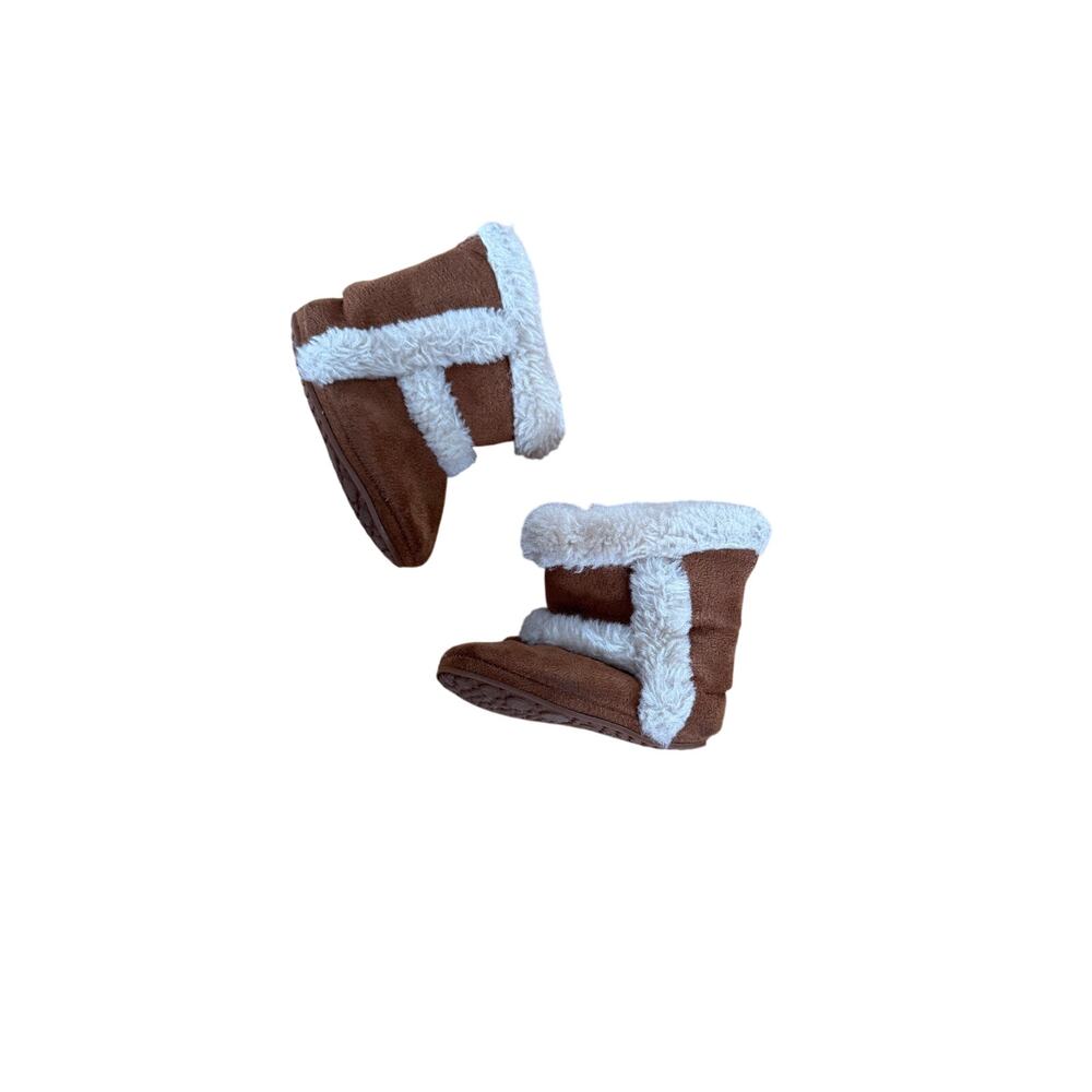 Hot Cakes brown Sherpa infant boots‎